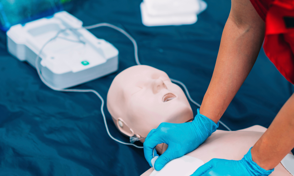 Ensuring Compliance: ACLS Emergency Medical Kits and Regulatory ...